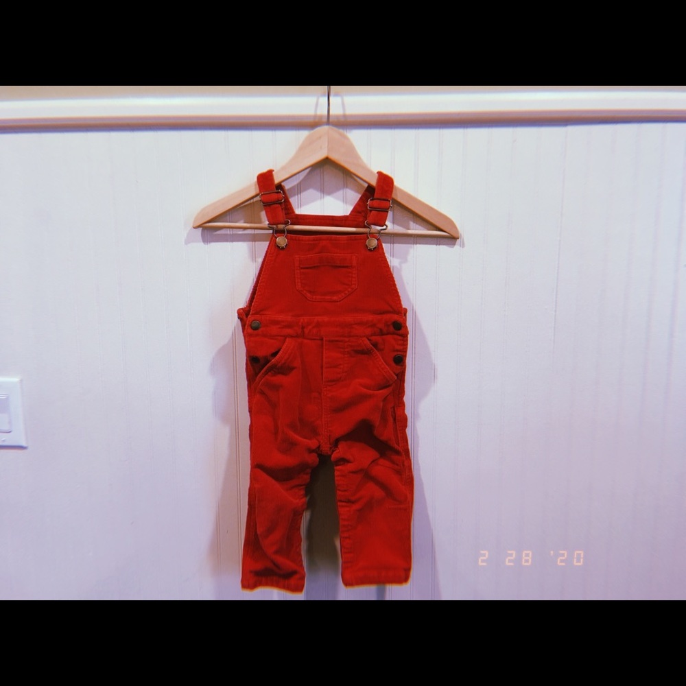 Hanna Andersson red corduroy overalls size 85 2T